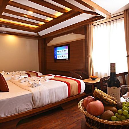 Hotel Thamel Park Kathmandu Exterior photo